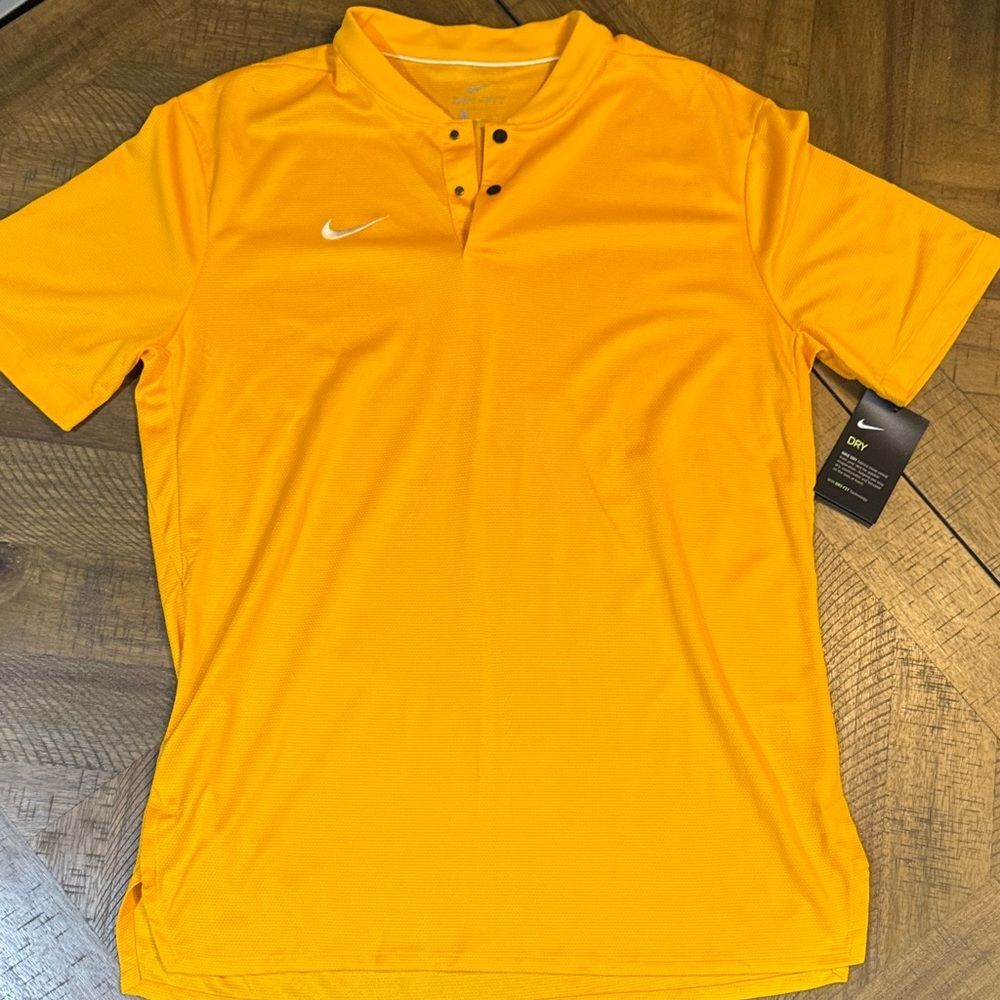 Nike Men's Dri-Fit Short Sleeve Button Neck Tee NWT